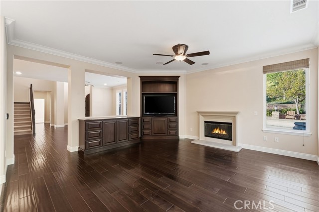Detail Gallery Image 12 of 35 For 11548 Santini Ln, Porter Ranch,  CA 91326 - 5 Beds | 4 Baths