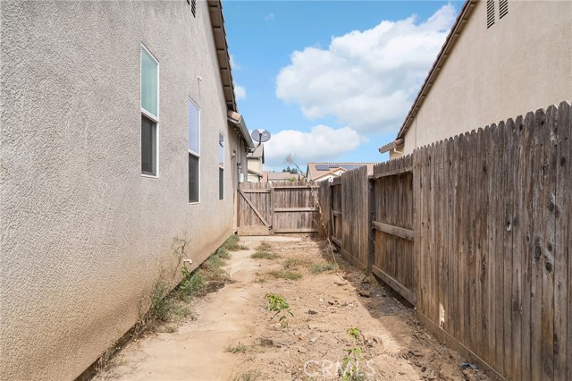2135 Jacob Street, Gridley CA: https://media.crmls.org/medias/637eb531-8dd0-4774-947c-346e76894ac6.jpg