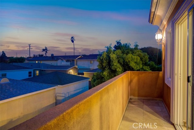 18426 Mansel Avenue, Redondo Beach, California 90278, 3 Bedrooms Bedrooms, ,3 BathroomsBathrooms,Residential,Sold,Mansel,SB23005163