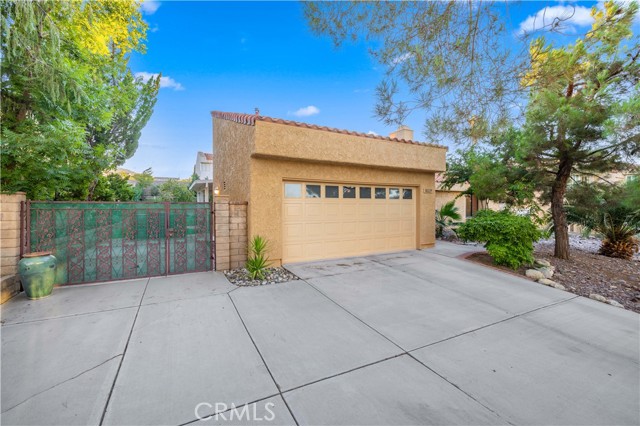 38225 6th W Street, Palmdale CA: https://media.crmls.org/medias/637fccb4-5e15-4151-98d8-3767ba09f397.jpg