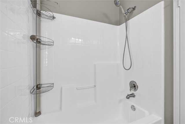 29 Hinterland Way, Ladera Ranch CA: https://media.crmls.org/medias/63806e30-8c43-404a-a2b7-e9cc470b4cc6.jpg