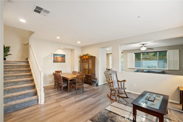 Detail Gallery Image 4 of 31 For 27890 John F Kennedy Dr #C,  Moreno Valley,  CA 92555 - 3 Beds | 2/1 Baths