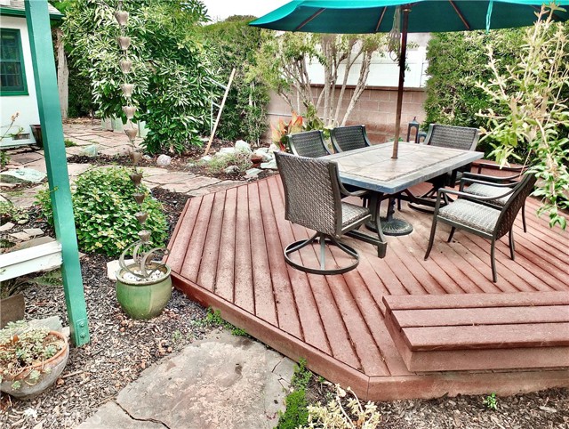 3032 Ostrom, Long Beach CA: https://media.crmls.org/medias/638186ec-0873-4b43-b31c-c516eefe0b14.jpg