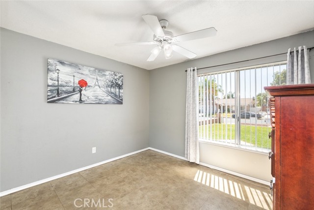 Detail Gallery Image 17 of 39 For 1005 Acacia, Corona,  CA 92879 - 4 Beds | 2 Baths