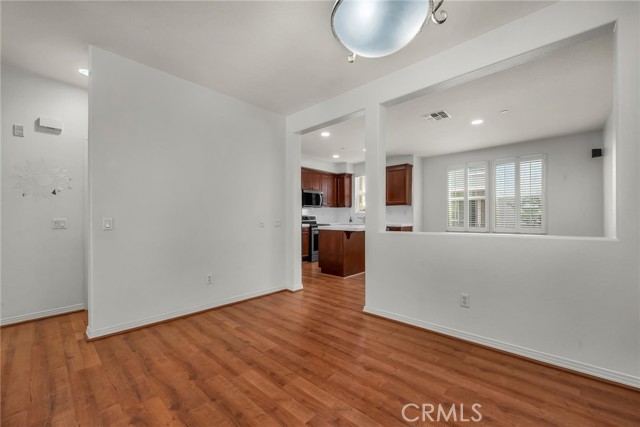 Detail Gallery Image 10 of 36 For 3538 Torrance, Torrance,  CA 90503 - 3 Beds | 2/1 Baths