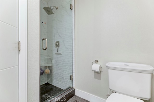 Detail Gallery Image 25 of 41 For 1881 Alpha Rd #17,  Glendale,  CA 91208 - 2 Beds | 3 Baths