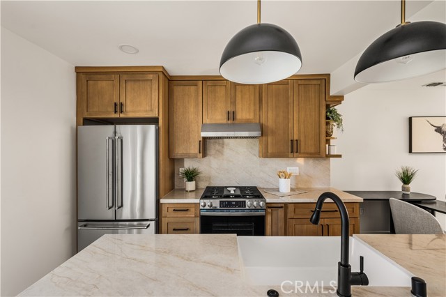 Detail Gallery Image 5 of 64 For 4454 Canehill, Lakewood,  CA 90713 - 3 Beds | 2 Baths