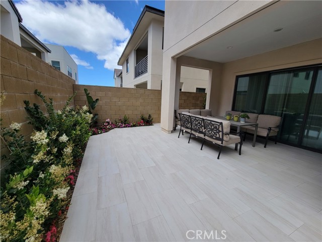 Detail Gallery Image 34 of 37 For 346 Sawbuck, Irvine,  CA 92618 - 5 Beds | 5/3 Baths
