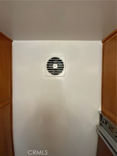 120 Alamitos Avenue, Long Beach CA: https://media.crmls.org/medias/6383b679-d618-4f0d-8513-cb4e090b81ae.jpg