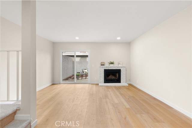 Detail Gallery Image 6 of 32 For 18853 Lister Lane, Huntington Beach,  CA 92646 - 2 Beds | 1/1 Baths