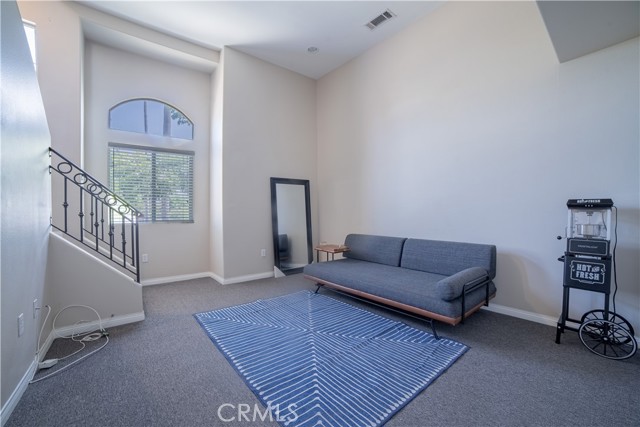 Detail Gallery Image 16 of 27 For 14554 Kittridge St, Van Nuys,  CA 91405 - 3 Beds | 3 Baths