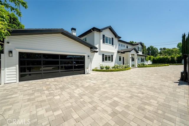 Detail Gallery Image 43 of 59 For 20701 Dumont St, Woodland Hills,  CA 91364 - 8 Beds | 9 Baths