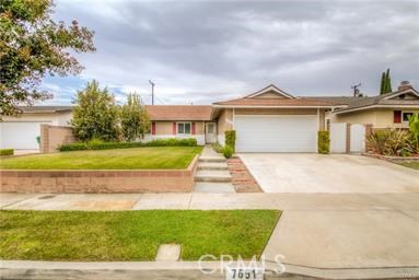 Detail Gallery Image 1 of 13 For 7651 Nancy Dr, Huntington Beach,  CA 92647 - 4 Beds | 2 Baths