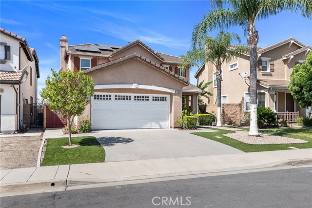 Detail Gallery Image 3 of 47 For 7358 Meade Ct, Fontana,  CA 92336 - 4 Beds | 2/1 Baths