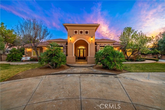 Detail Gallery Image 4 of 65 For 4124 Paddock Way, Lancaster,  CA 93536 - 4 Beds | 5 Baths