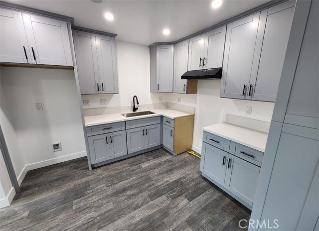 Detail Gallery Image 5 of 31 For 714 W 95th, Los Angeles,  CA 90044 - 2 Beds | 1 Baths