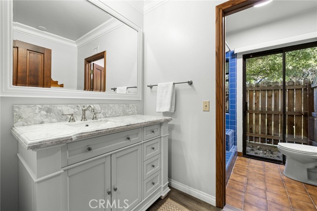 533 E Sierra Madre Avenue, Glendora CA: https://media.crmls.org/medias/6387c56f-4290-4edc-bbe6-987d7f200551.jpg