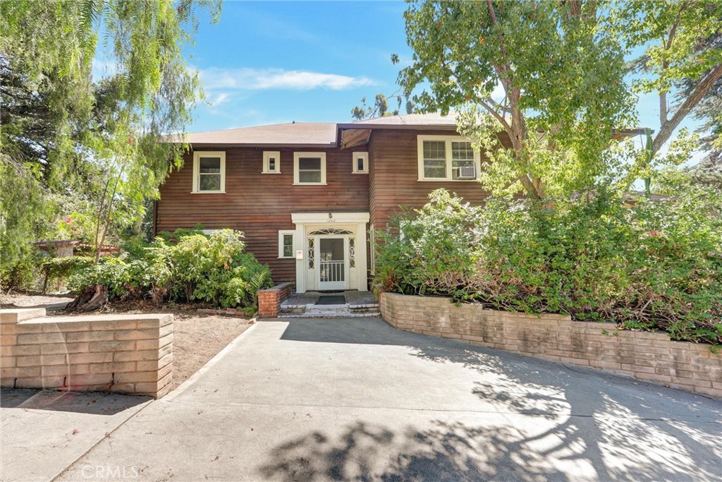 1012 Glencoe Heights Drive