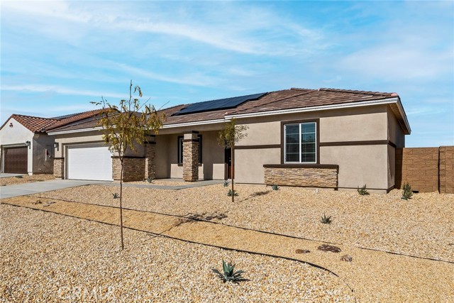 Detail Gallery Image 2 of 11 For 12198 Del Sur St, Victorville,  CA 92392 - 3 Beds | 2 Baths