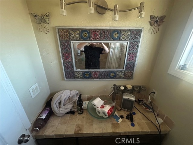 Detail Gallery Image 15 of 22 For 1749 S Valley View, Ridgecrest,  CA 93555 - 3 Beds | 2 Baths