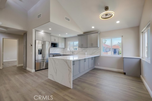 Image 41 of 62 For 627 7th Street