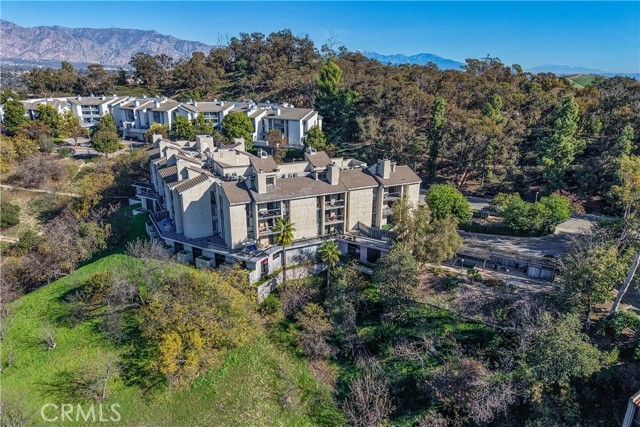 Detail Gallery Image 6 of 56 For 4239 via Arbolada #303,  Los Angeles,  CA 90042 - 2 Beds | 2 Baths