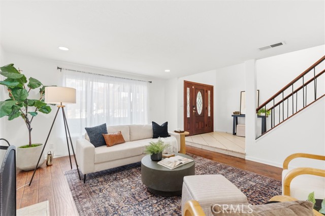 Detail Gallery Image 9 of 55 For 2761 Bunting, Costa Mesa,  CA 92626 - 5 Beds | 3 Baths