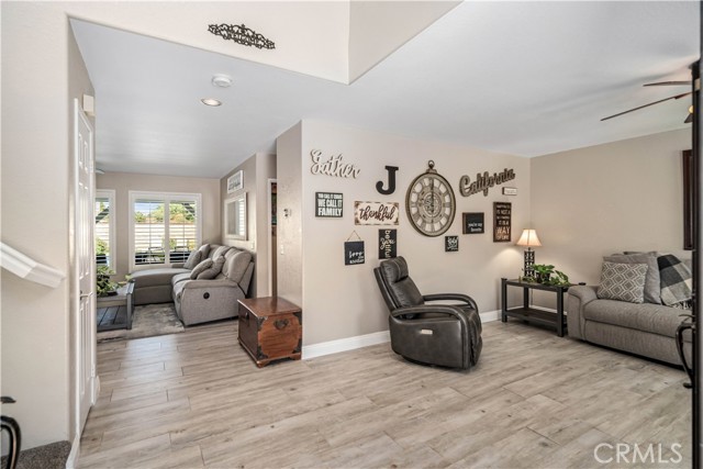 Detail Gallery Image 18 of 75 For 40755 via Tranqilo, Palmdale,  CA 93551 - 6 Beds | 3 Baths