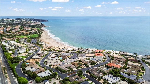 32702 Seven Seas Drive, Dana Point CA: https://media.crmls.org/medias/6389524a-35d0-495b-84d9-7f4bcb5a720d.jpg