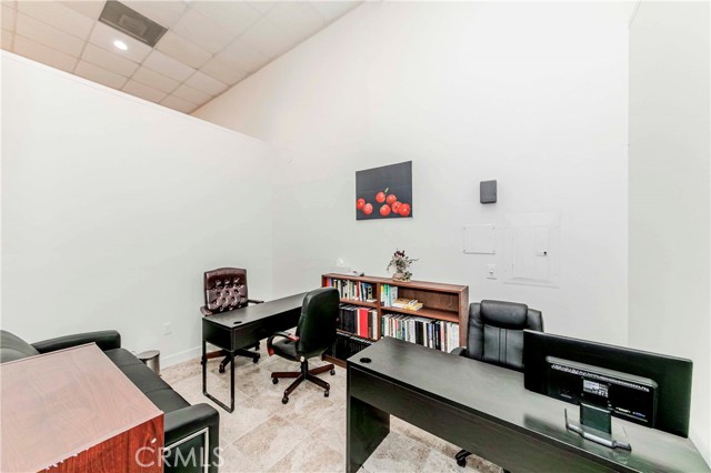 Image 6 of 30 For 702 Holt Avenue