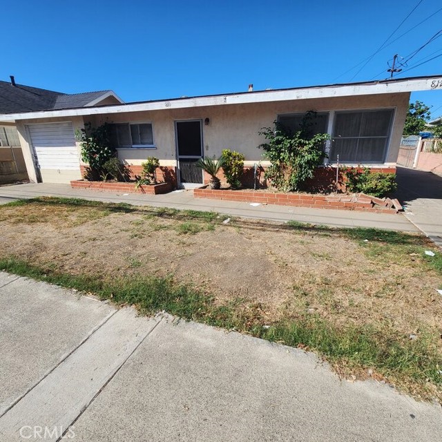 Detail Gallery Image 2 of 13 For 812 N Euclid, Santa Ana,  CA 92703 - 6 Beds | 3 Baths