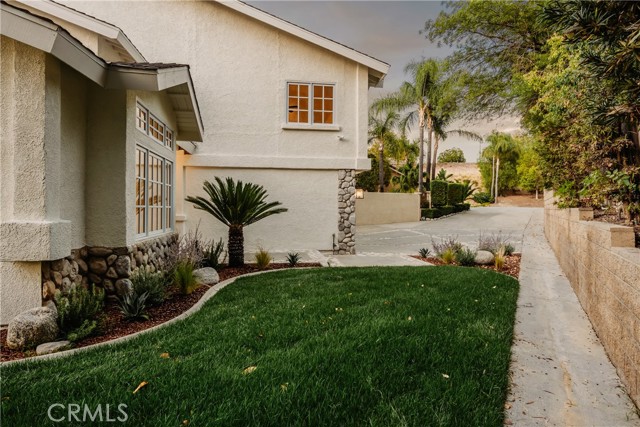 Image 61 of 65 For 18571 Buena Vista