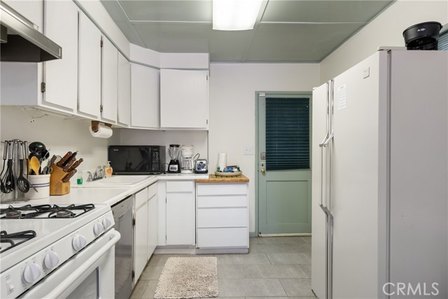Detail Gallery Image 8 of 22 For 1005 Nana Ave, Big Bear City,  CA 92314 - 2 Beds | 2 Baths