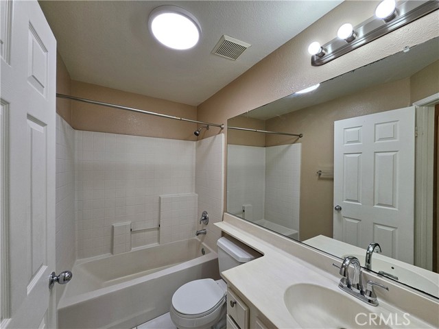 Detail Gallery Image 25 of 28 For 4120 Forest Highlands Cir, Corona,  CA 92883 - 4 Beds | 3 Baths