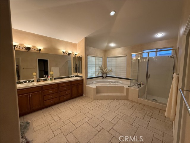Detail Gallery Image 19 of 22 For 2119 Ridgeview Terrace, Signal Hill,  CA 90755 - 4 Beds | 5 Baths