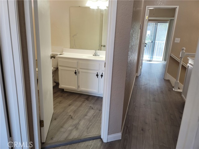 15681 Half Moon Drive, Lake Elsinore CA: https://media.crmls.org/medias/638e1437-19fc-425e-9082-3c3dc0ff7782.jpg