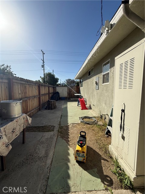 Detail Gallery Image 9 of 31 For 221 S Howard St, Corona,  CA 92879 - – Beds | – Baths