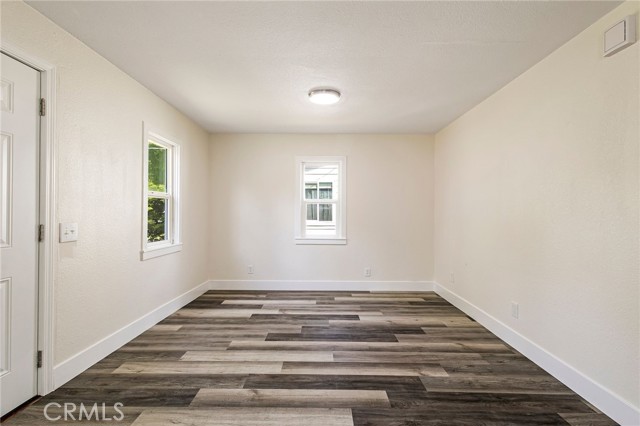 Detail Gallery Image 6 of 28 For 1726 Spruce Ave, Chico,  CA 95926 - 2 Beds | 1 Baths