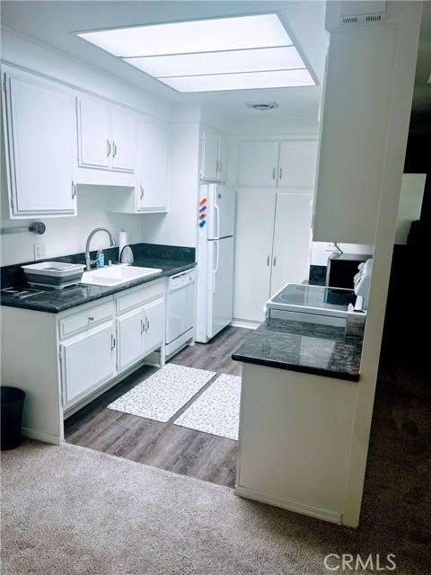 Detail Gallery Image 3 of 8 For 956 Calle Aragon #F,  Laguna Woods,  CA 92637 - 1 Beds | 1 Baths