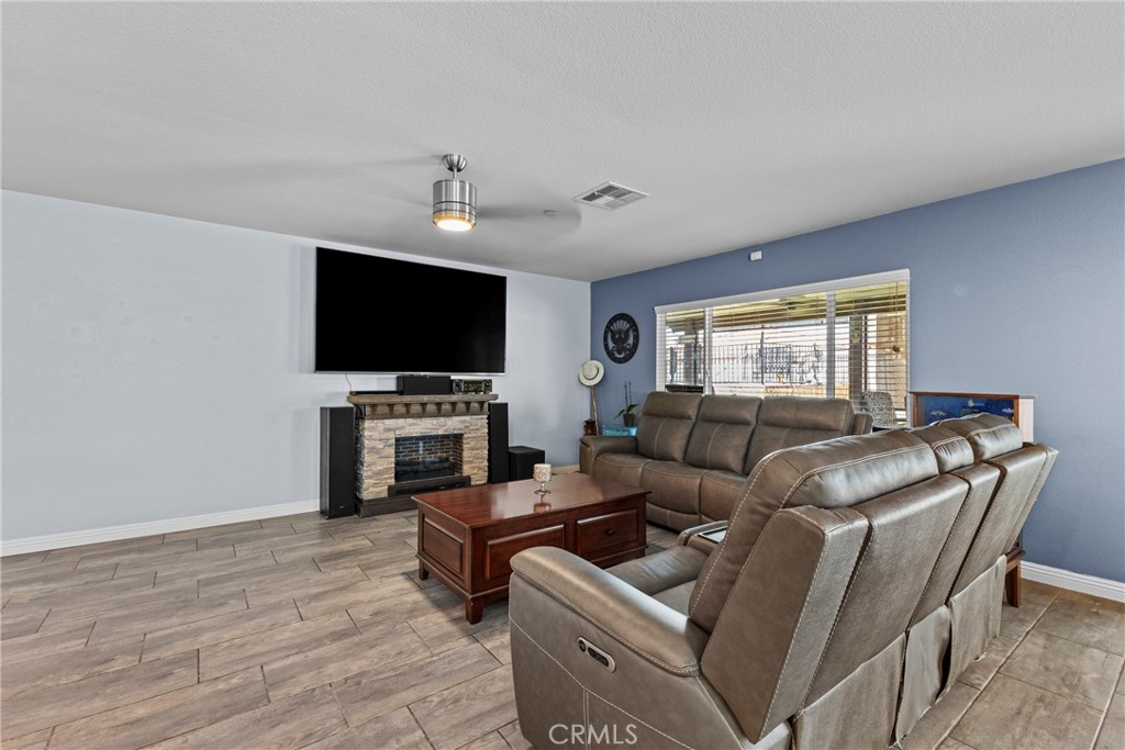 MLS #IG25217428 image #16