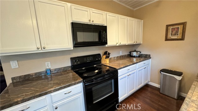 Detail Gallery Image 6 of 31 For 37 Laurel St, Wofford Heights,  CA 93285 - 2 Beds | 1 Baths