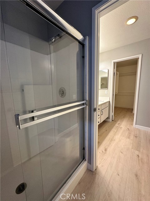 27109 Teton trail, Valencia CA: https://media.crmls.org/medias/638fcd94-181f-4406-89d8-35c85d5988c1.jpg