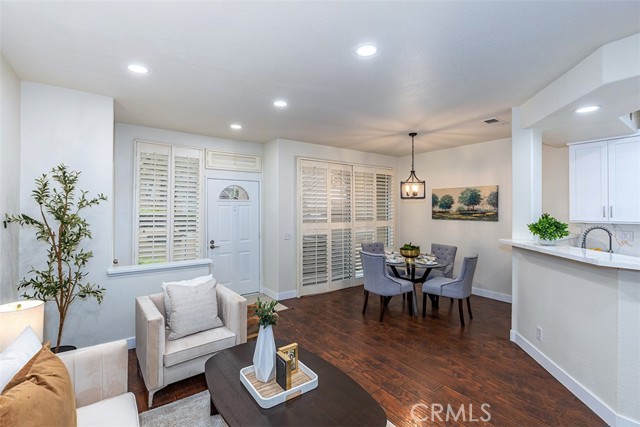 1010 S Gibraltar Avenue, Anaheim CA: https://media.crmls.org/medias/638fd880-64dd-47f2-ab0d-d5b0dadc45e1.jpg