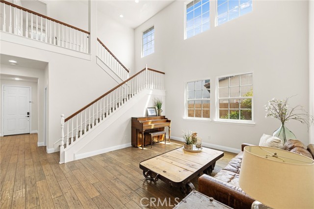 28481 Scenic Bay Cove, Menifee CA: https://media.crmls.org/medias/639076fd-6640-4af9-8d8d-f5ec183eb250.jpg