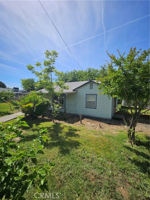 Detail Gallery Image 4 of 15 For 1343 Feather, Oroville,  CA 95965 - 2 Beds | 1 Baths