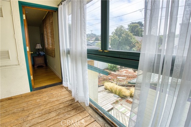 978 Balboa Street, Morro Bay CA: https://media.crmls.org/medias/639155e3-923e-4b21-a6e8-5d3a46f21348.jpg