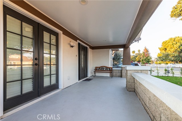 Detail Gallery Image 5 of 74 For 3627 S Van Ness Ave, Los Angeles,  CA 90018 - 4 Beds | 2 Baths