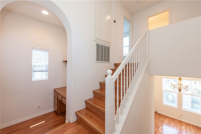 Detail Gallery Image 14 of 34 For 216 Tall Oak, Irvine,  CA 92603 - 3 Beds | 3/1 Baths