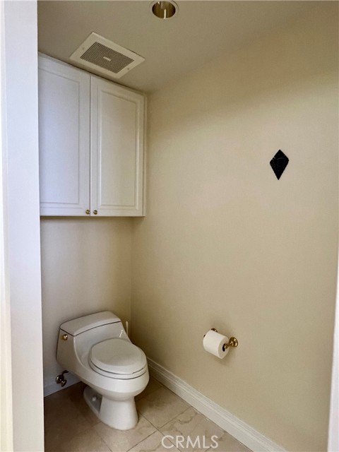 11847 Gorham Avenue, Los Angeles CA: https://media.crmls.org/medias/6392b446-8ca5-4d35-8887-02a3585eec65.jpg