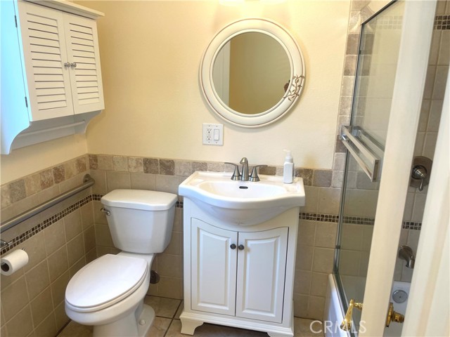 1060 Foxburg Road, Seal Beach CA: https://media.crmls.org/medias/639324c5-0b15-462e-ab9a-9756b768c43a.jpg